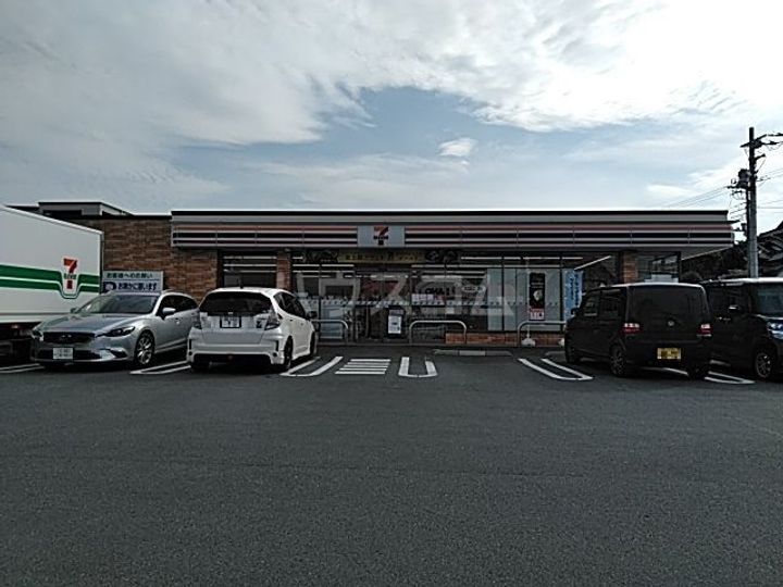 レオパレスパディーLの周辺