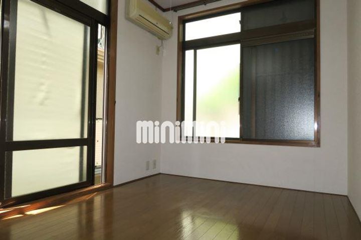 シティーハイム片倉コーポの居間