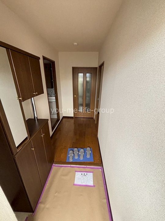 神奈川県南足柄市岩原(マンション)の賃貸物件の玄関