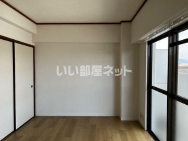 第二エステートマンションの内装