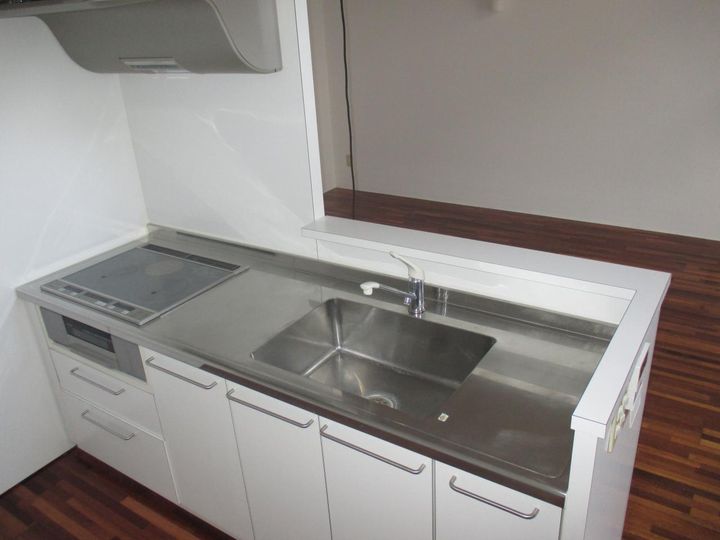 山形県山形市鉄砲町2(マンション)の賃貸物件のキッチン