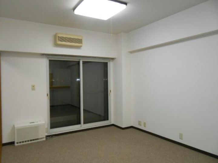 芦野マンション3号棟の居間