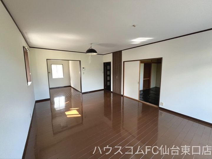 渡幸ベルメゾン栗生B棟の居間