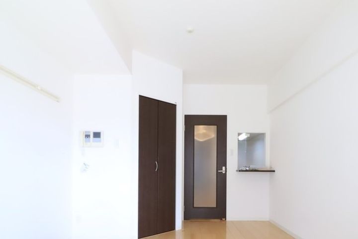 ラフィネ(舟入中町)の居間