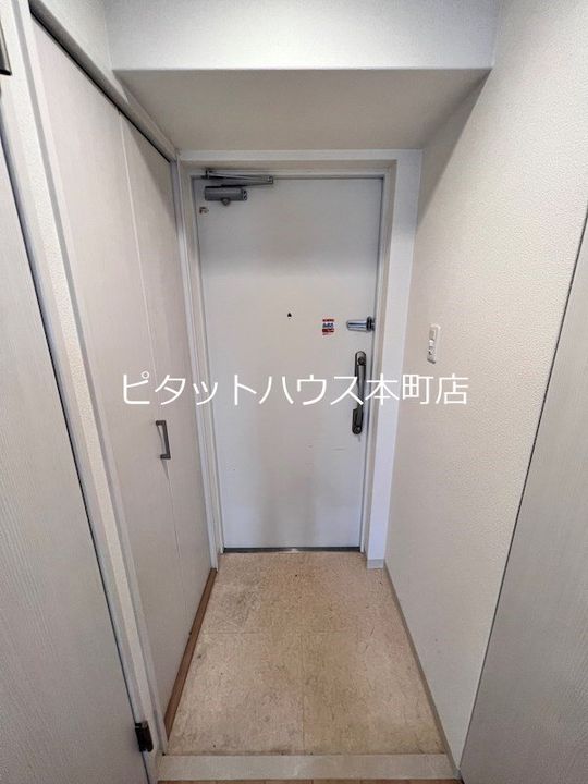 大阪府大阪市北区大淀中1(マンション)の賃貸物件の玄関