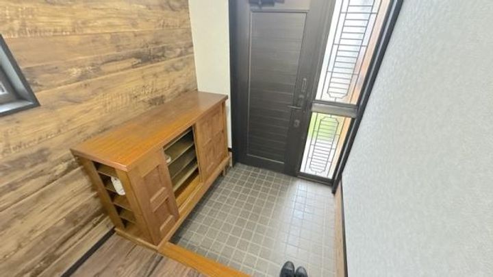 埼玉県久喜市菖蒲町小林(一戸建)の賃貸物件の玄関