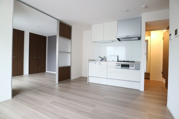 LAUREUS KUGA(ローレウス陸)の居間