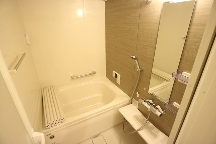 LAUREUS KUGA(ローレウス陸)の風呂