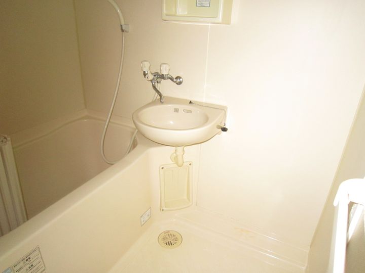 ハイツリリーフIIの風呂