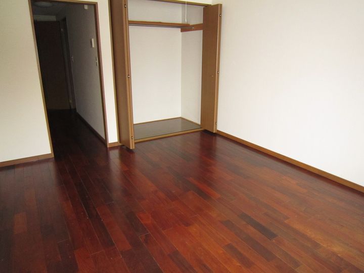 ハイツリリーフIIの内装