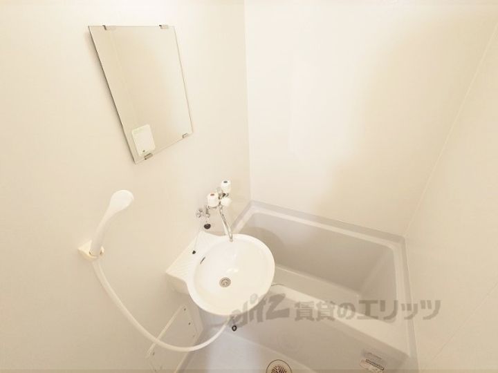 レオパレスラコルトの風呂