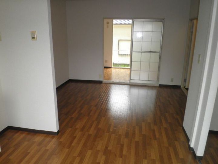 ファミール森の玄関