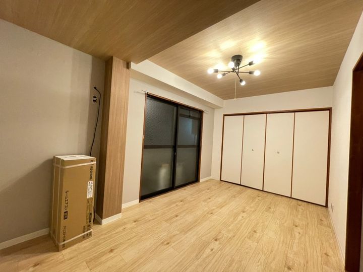 ソレイユパレスの居間