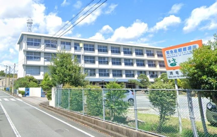 コーポダイボシの周辺
