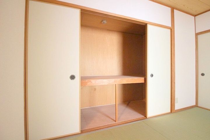 松屋ビルの内装