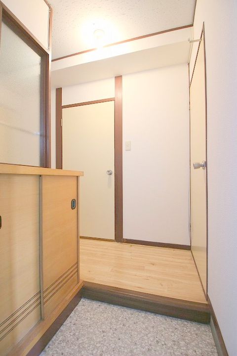 松屋ビルの玄関