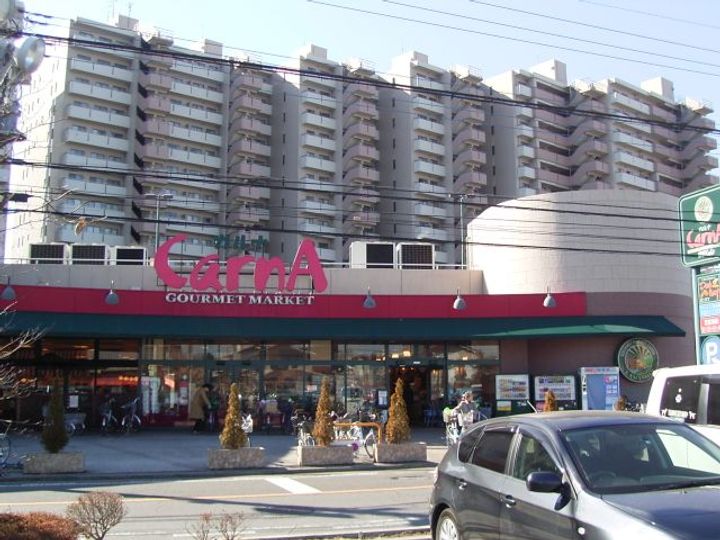 インフィニティ.Mの周辺