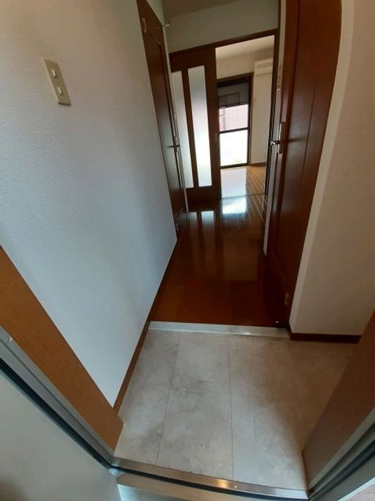 大阪府大阪狭山市東池尻3(アパート)の賃貸物件の玄関