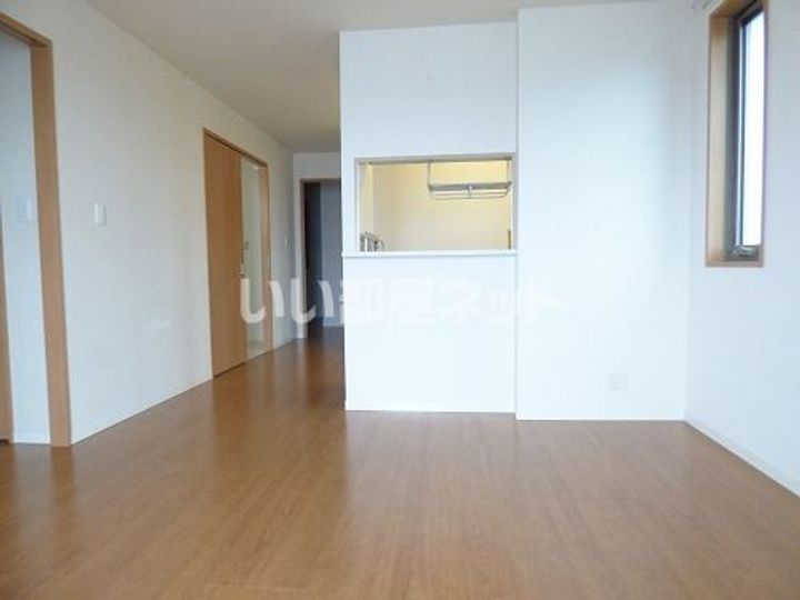 兵庫県加古郡稲美町国岡4(アパート)の賃貸物件の居間