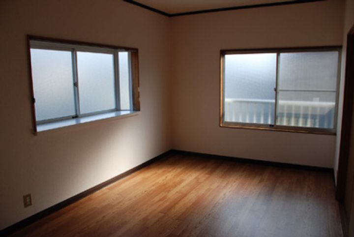 浅原ハイツの居間