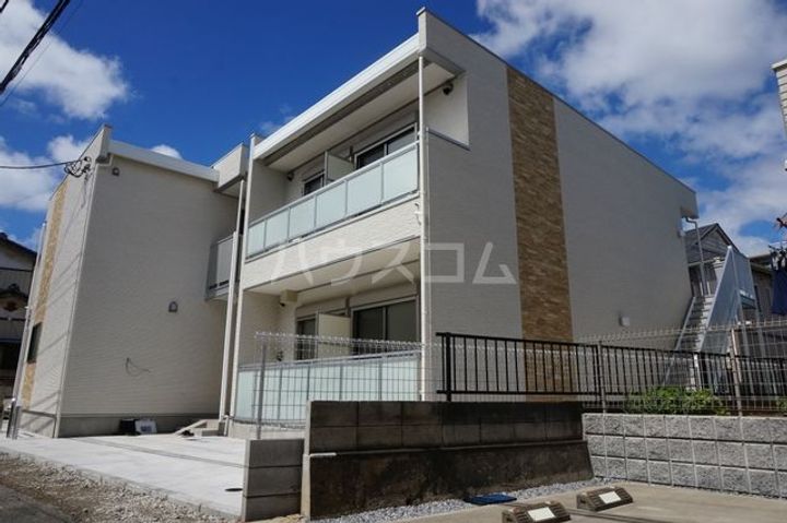 リブリ・マロングラッセの外観