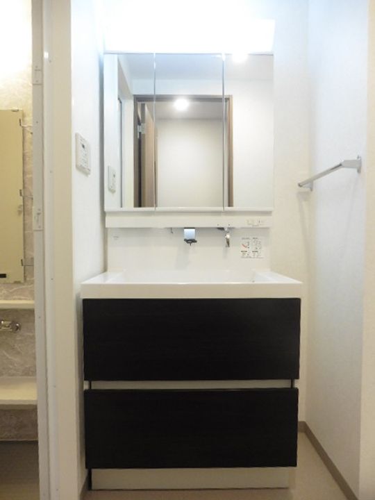 東京都港区西麻布4(マンション)の賃貸物件の内装