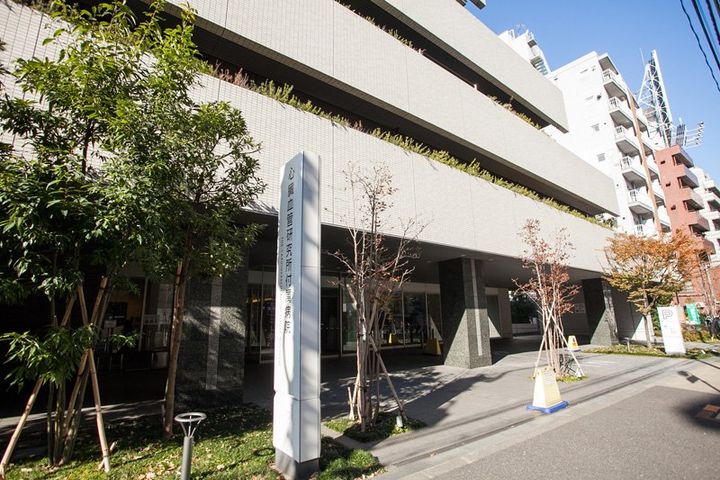 東京都港区西麻布4(マンション)の賃貸物件の周辺