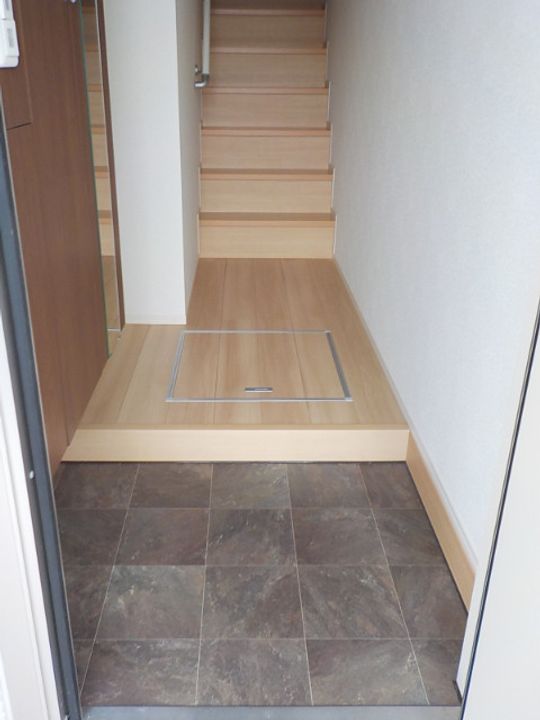 静岡県浜松市中央区和合町(アパート)の賃貸物件の玄関