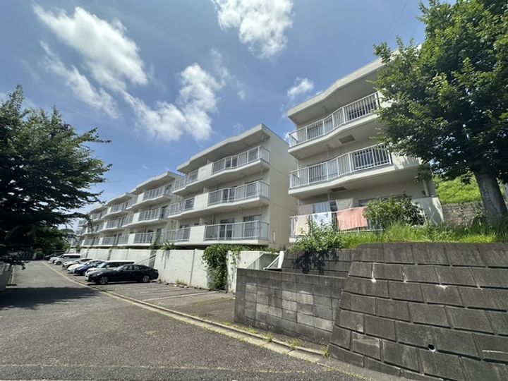 神奈川県川崎市麻生区千代ケ丘5(マンション)の賃貸物件の外観