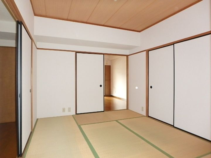 サザンヒルズの居間