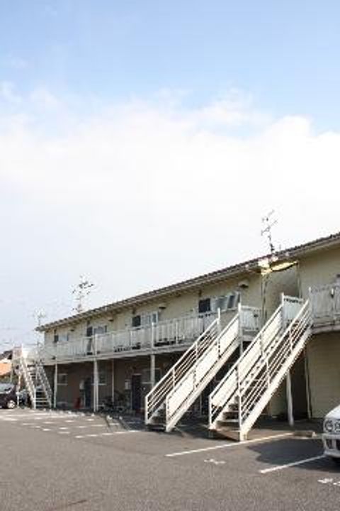 コミール沖野IIの外観
