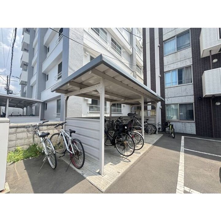 アスティル伏見の地図