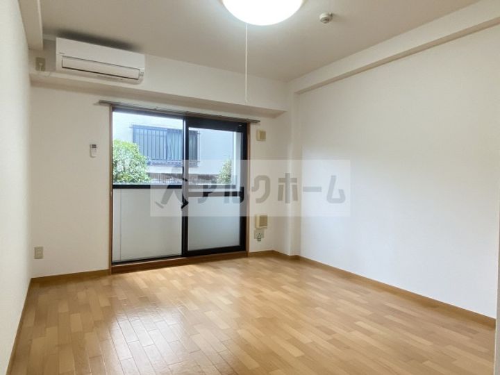 サウス高安の内装