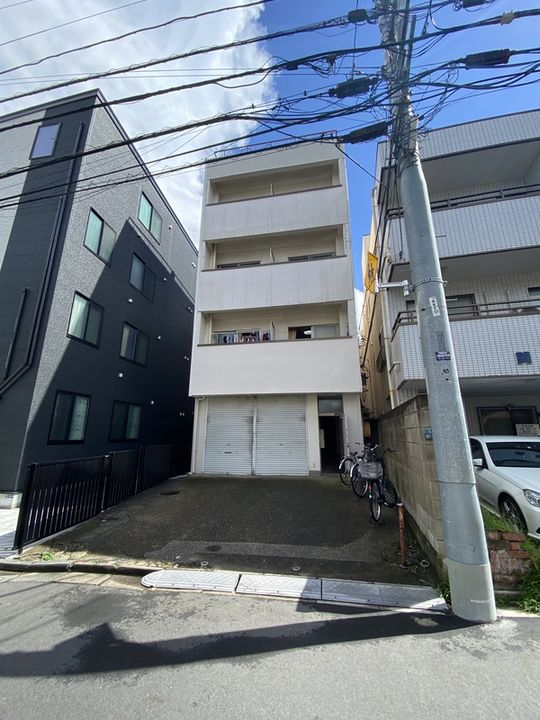 山村ビルの外観