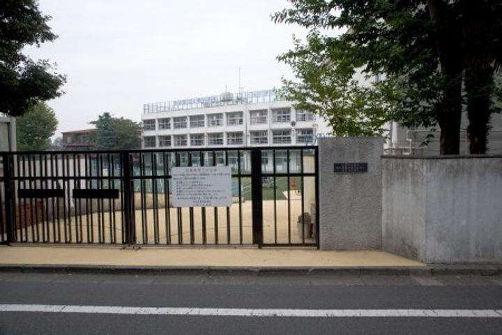 東京都渋谷区上原2(一戸建)の賃貸物件の周辺