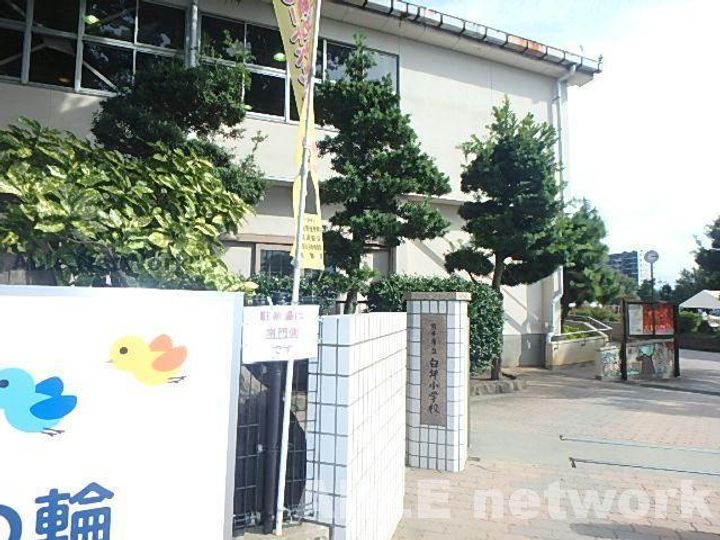 ローズヒルの周辺