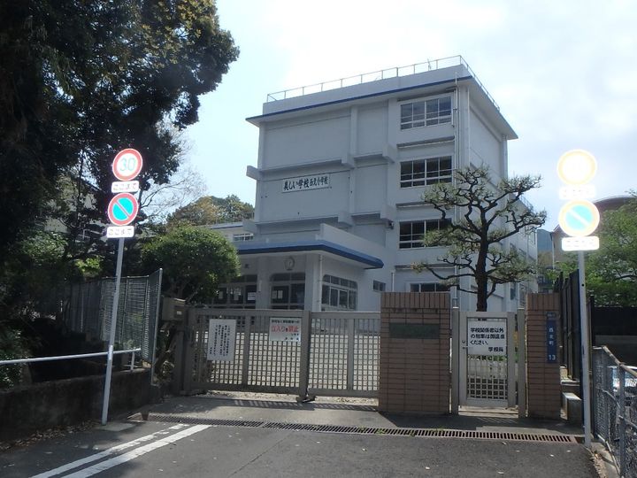 山口アパートの周辺