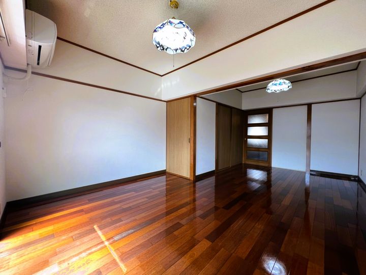 後藤マンションの内装