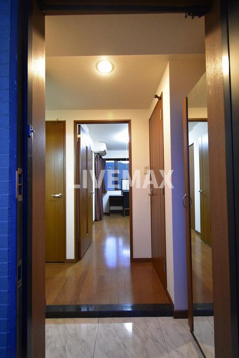 プレール天王洲アイル弐番館の玄関