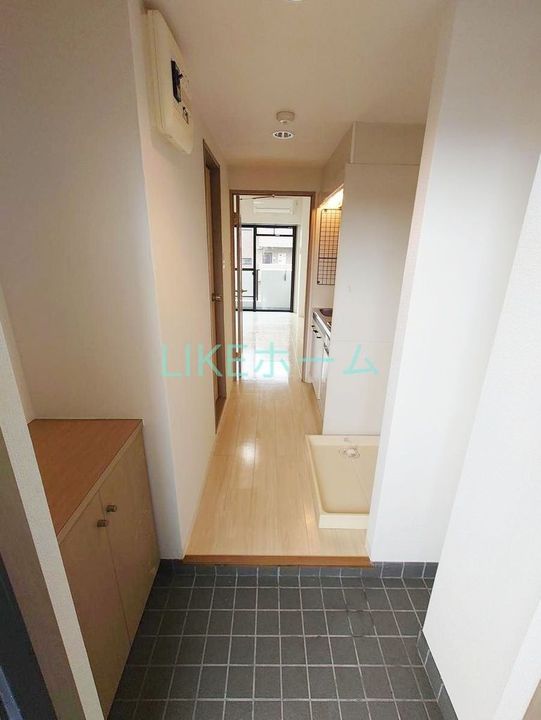 ガーデンヒルズ中山の玄関