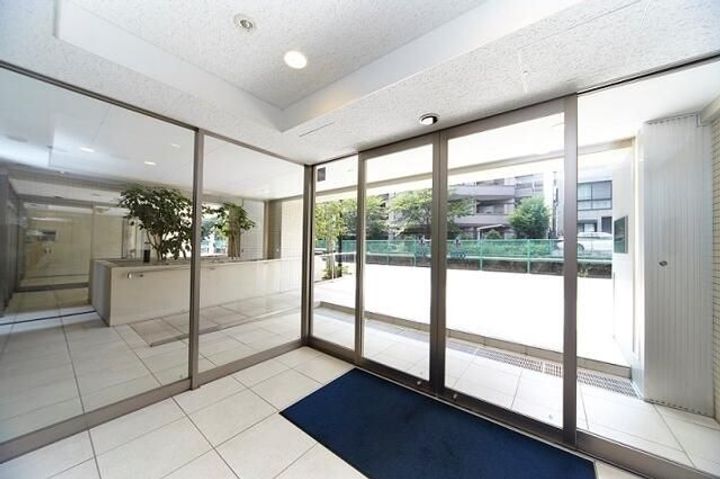 東京都新宿区中落合1(マンション)の賃貸物件の地図