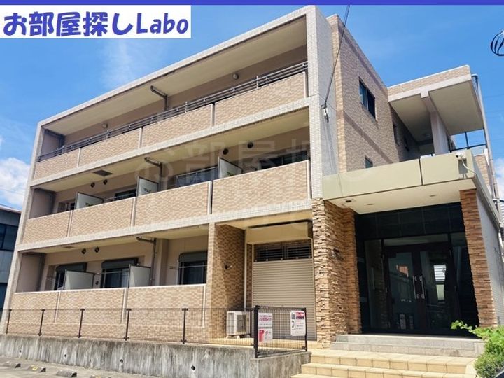 神奈川県足柄下郡湯河原町土肥4(マンション)の賃貸物件の外観