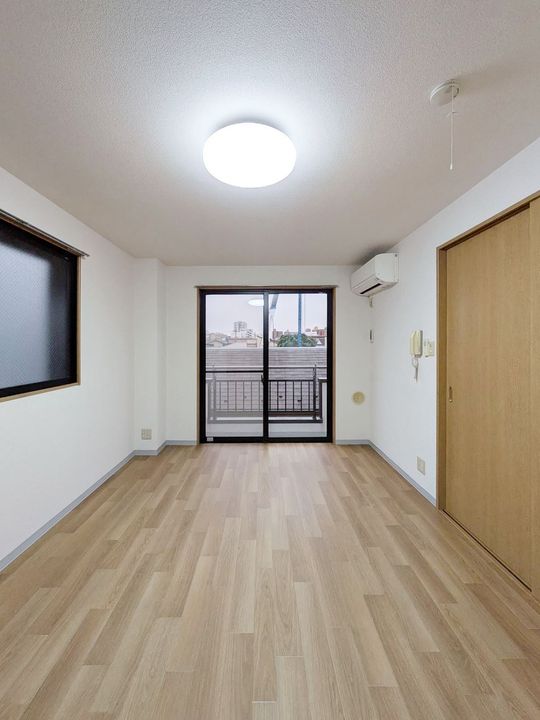 玉川台イレブンの居間