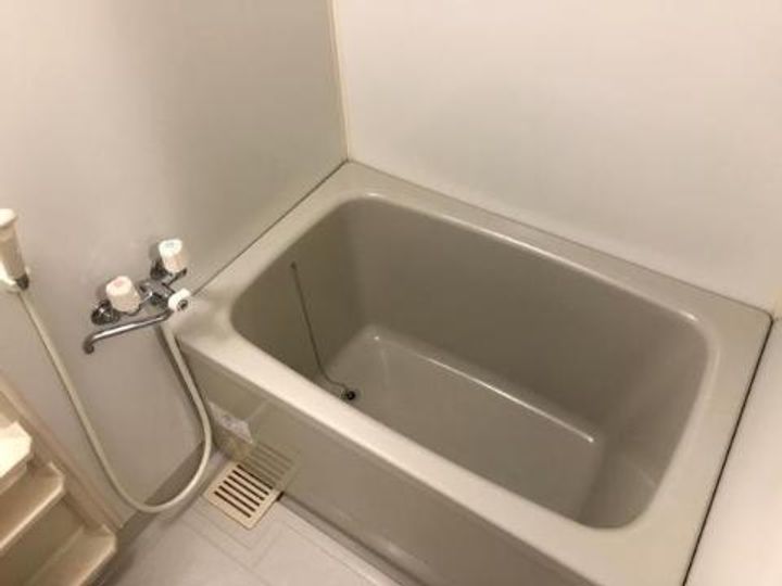 ルーエンビレッジ C棟の風呂