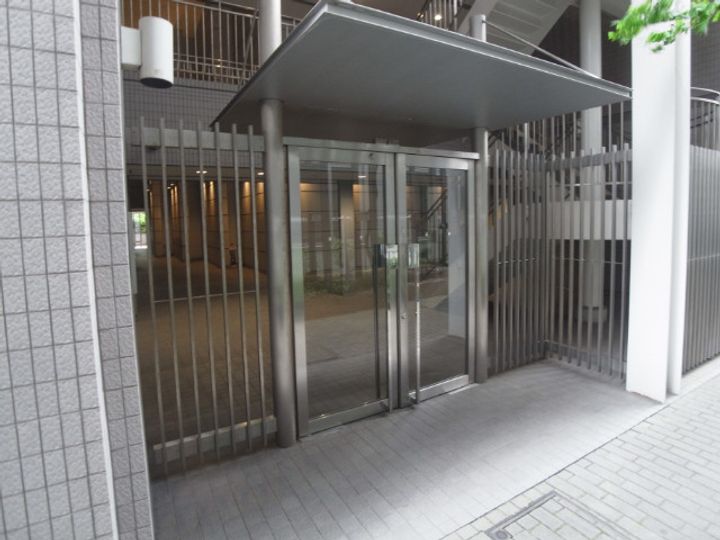 東京都港区港南2(マンション)の賃貸物件の地図