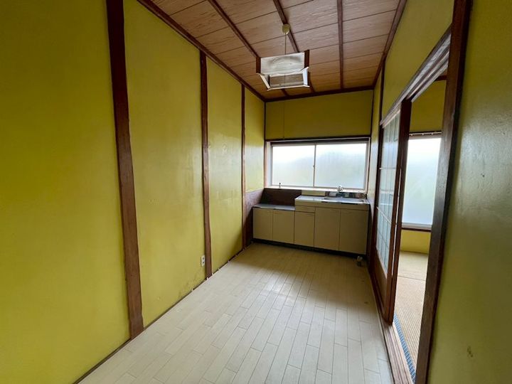 愛媛県四国中央市下柏町(一戸建)の賃貸物件の居間