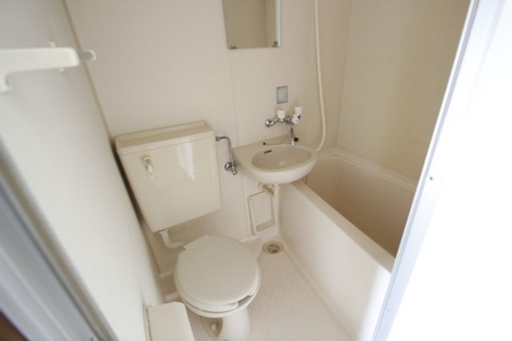 中西ビルの内装