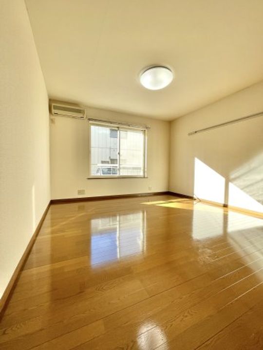 埼玉県川口市芝樋ノ爪2(アパート)の賃貸物件の居間