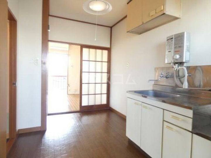 美好マンションのキッチン