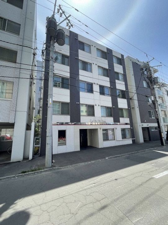 北海道札幌市中央区南三条西12(マンション)の賃貸物件の外観